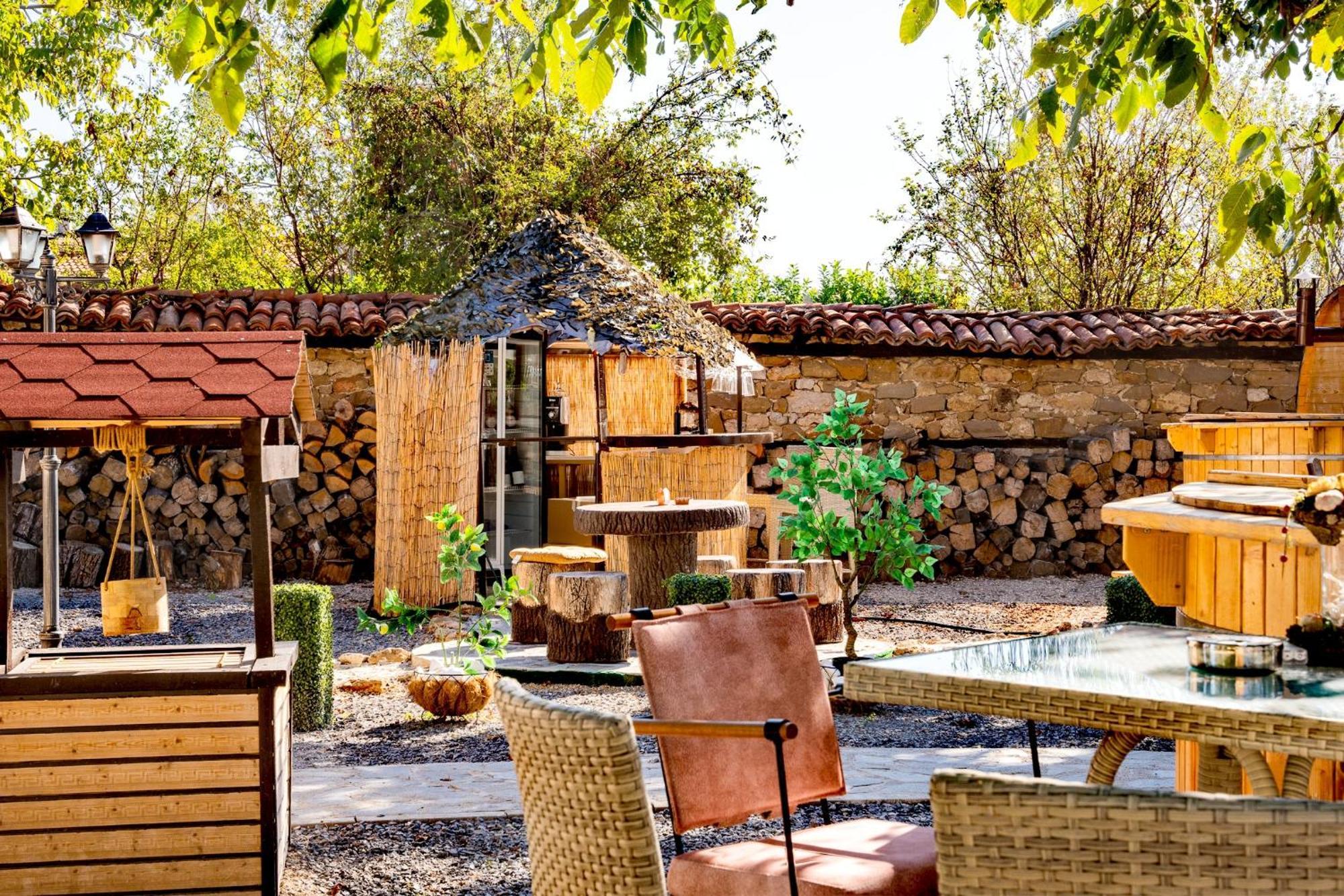 Complex Arbanashki Style-Panoramic View With Summer And Winter Terrace, Jacuzzi, Sauna, Children'S And Adult Area With Cinema Summer ارباناسي المظهر الخارجي الصورة